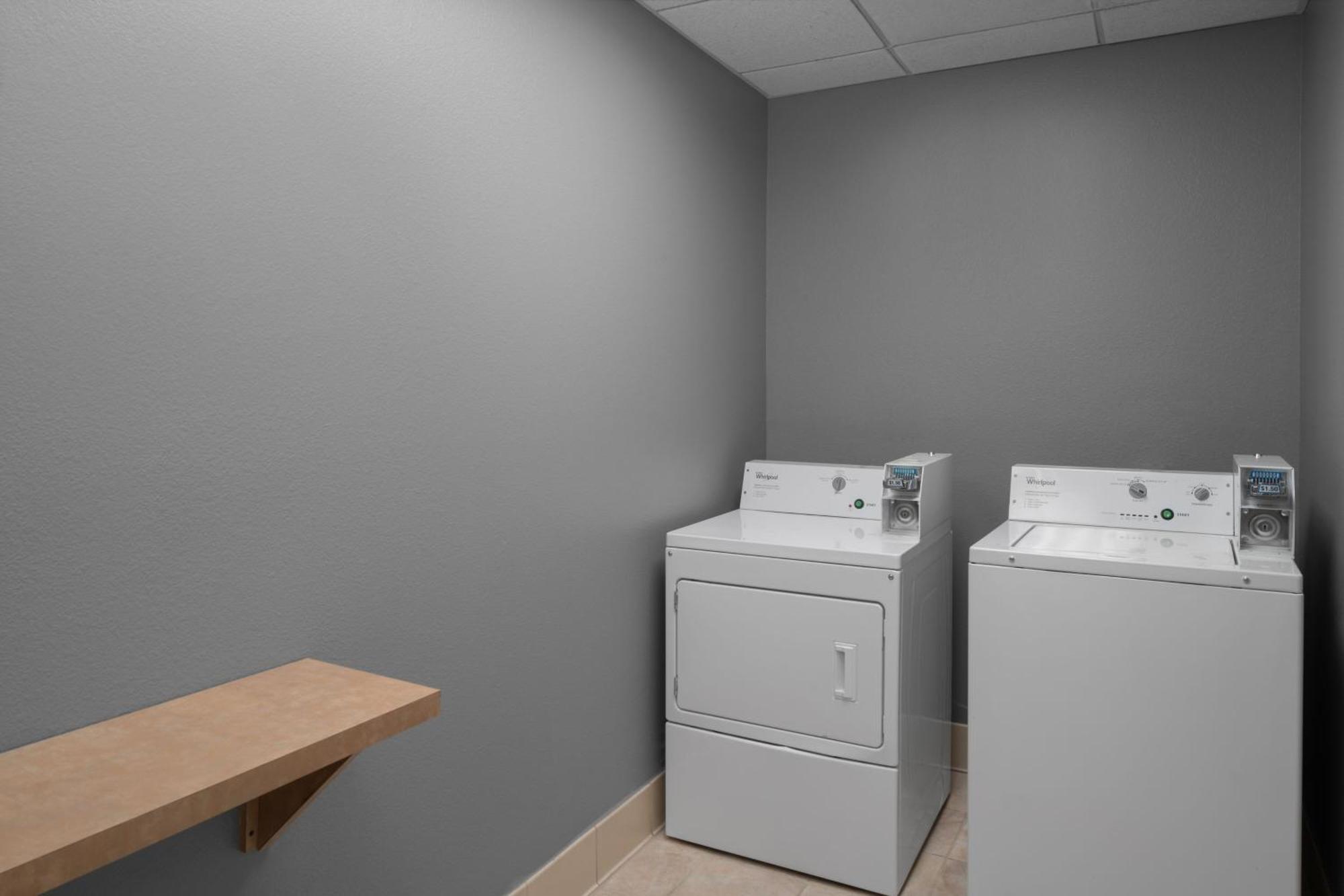 Courtyard By Marriott Phoenix West/Avondale Esterno foto